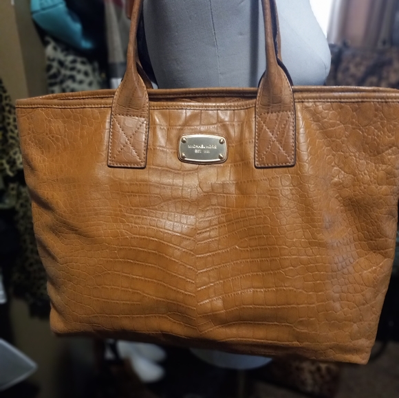 Michael Kors Purse Tote - Picture 1 of 5